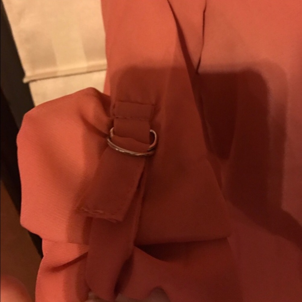 V-neck casual blouse - Picture 3 of 4